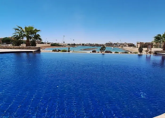 Waterside Apartments, - 1bd Ground Floor الجونة