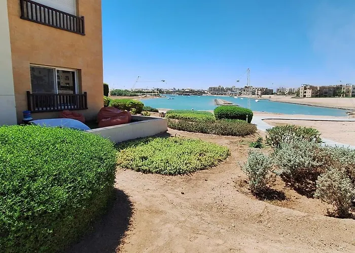Waterside Apartments, - 1bd Ground Floor شقة الجونة