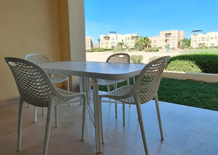 Waterside Apartments, - 1bd Ground Floor شقة الجونة