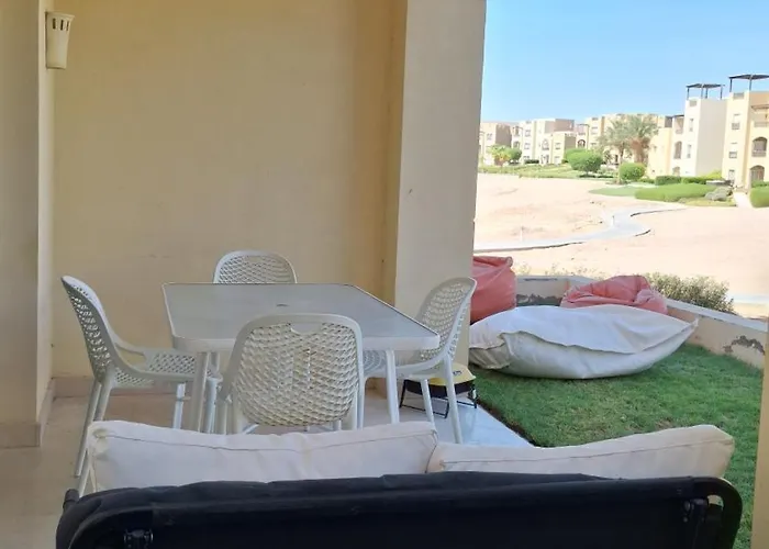 Waterside Apartments, - 1bd Ground Floor شقة *